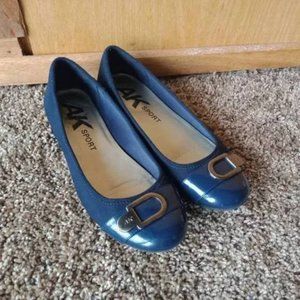 Anne Klein Flats Size 6.5 - AK Sports Ballet Flats